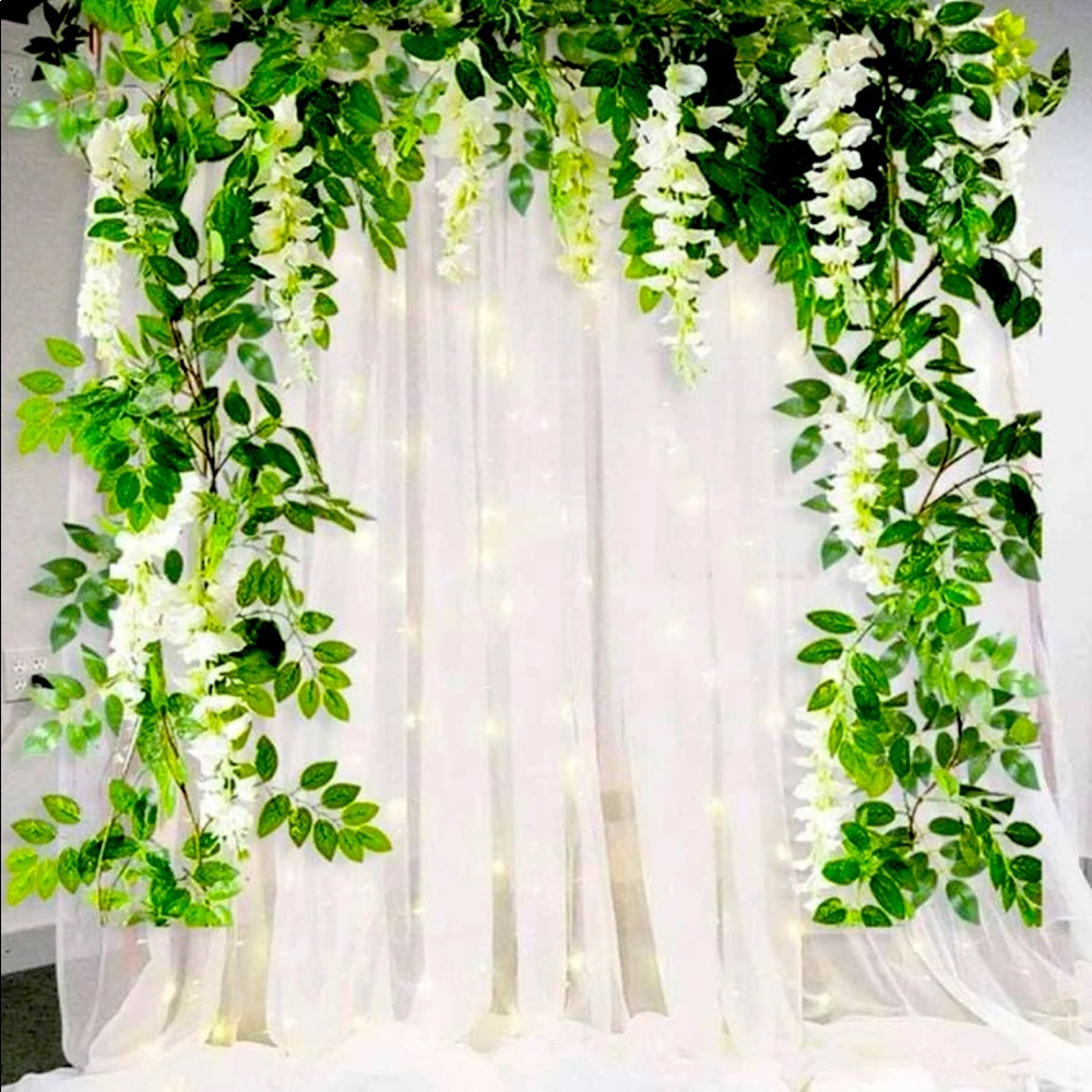 Wedding & party supplies